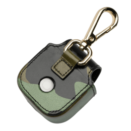 AIRPODS CASE CAMOUFLAGE GROEN MET KARABIJNHAAK