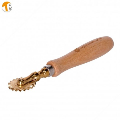 Brass cutter wheel with single toothed blade