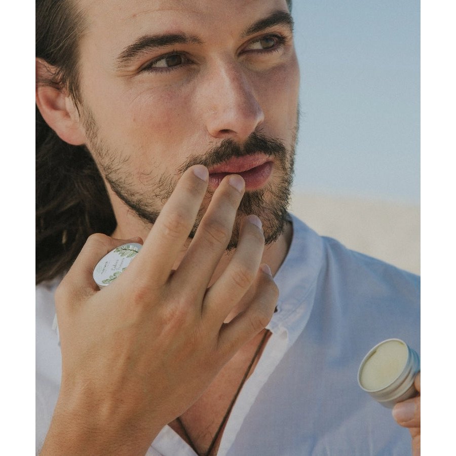 Protective lip balm - ideal against cold weather and dehydration