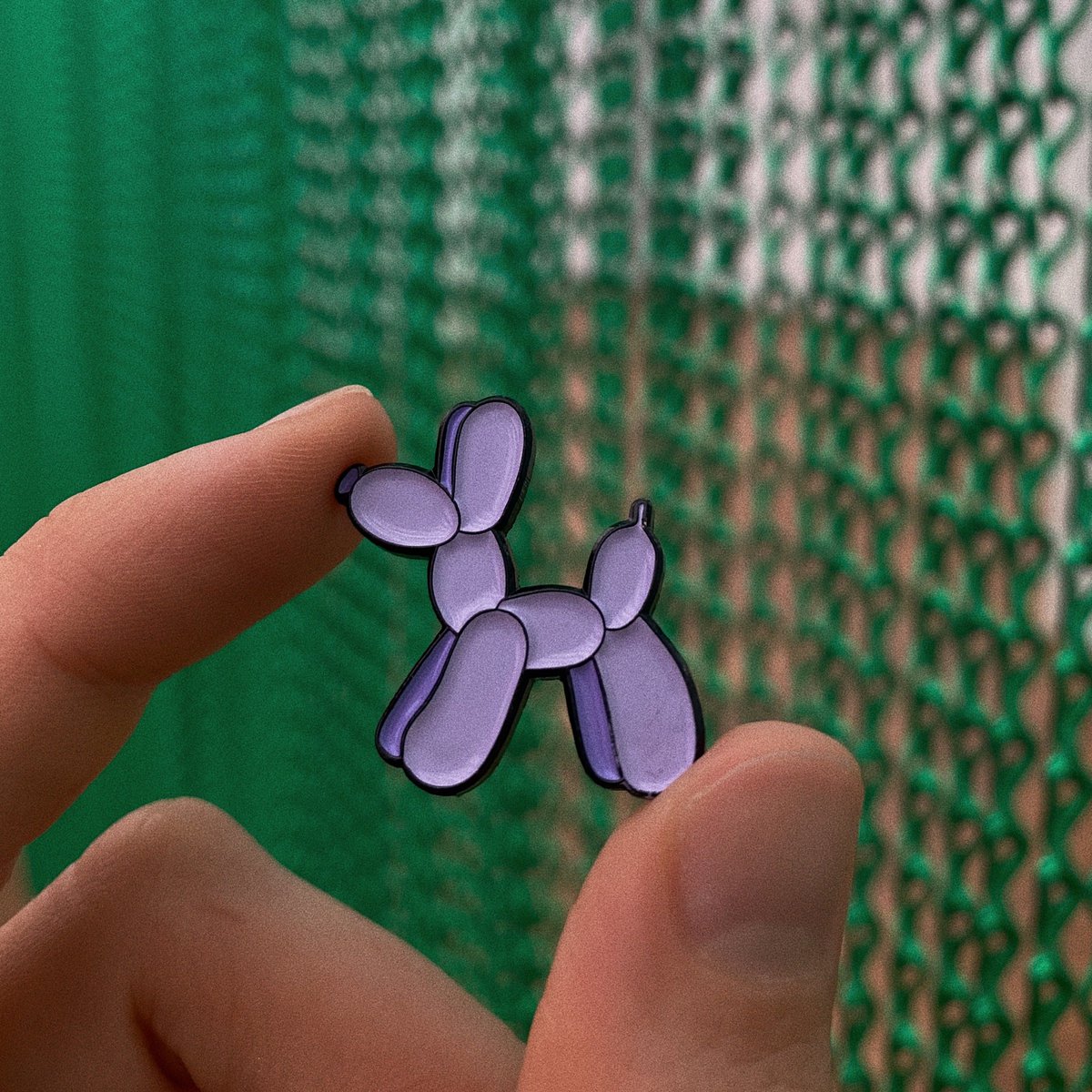 Email Pin "Ballon Dog"