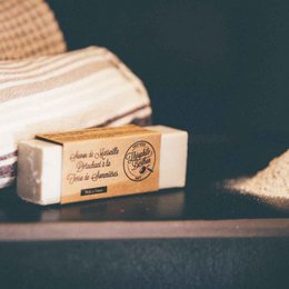Sapone smacchiatore prima del lavaggio con la terra di Sommières. 100 grammi
