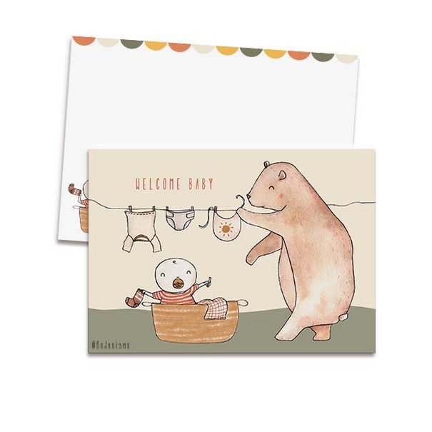 Karte + Umschlag - Bär mit Babywäschekorb