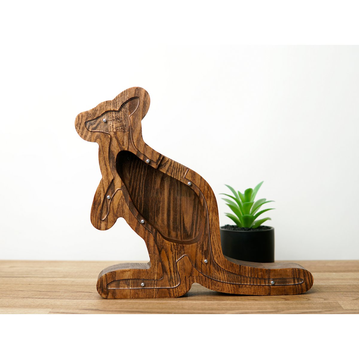 Piggy Bank Kangaroo Braune Farbe