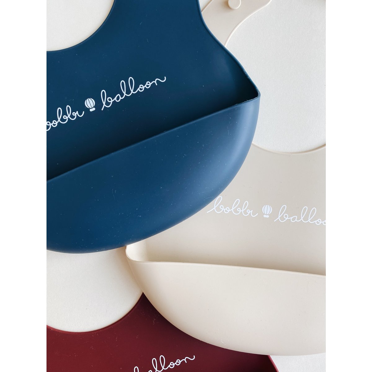 Silicone bib - Oyster Beige