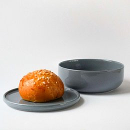Ceramic bowl in fjord blue color, 16 cm in diameter, 600 ml capacity, with or without lid.