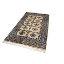 Bukhara handgeknoopt krijtachtig vloerkleed