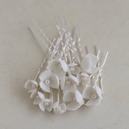 Horquillas nupciales de flores de cerámica hechas a mano: un juego de 8