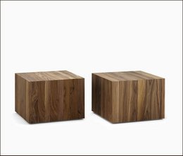 Cube with wheels recessed