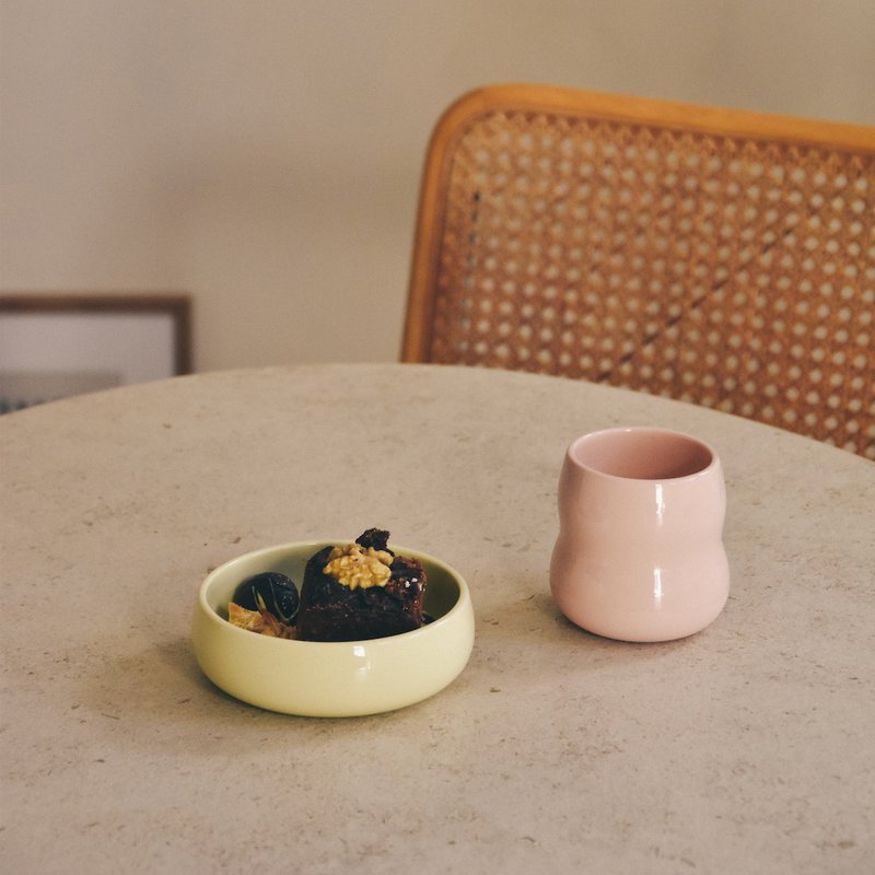 bowl / bowl