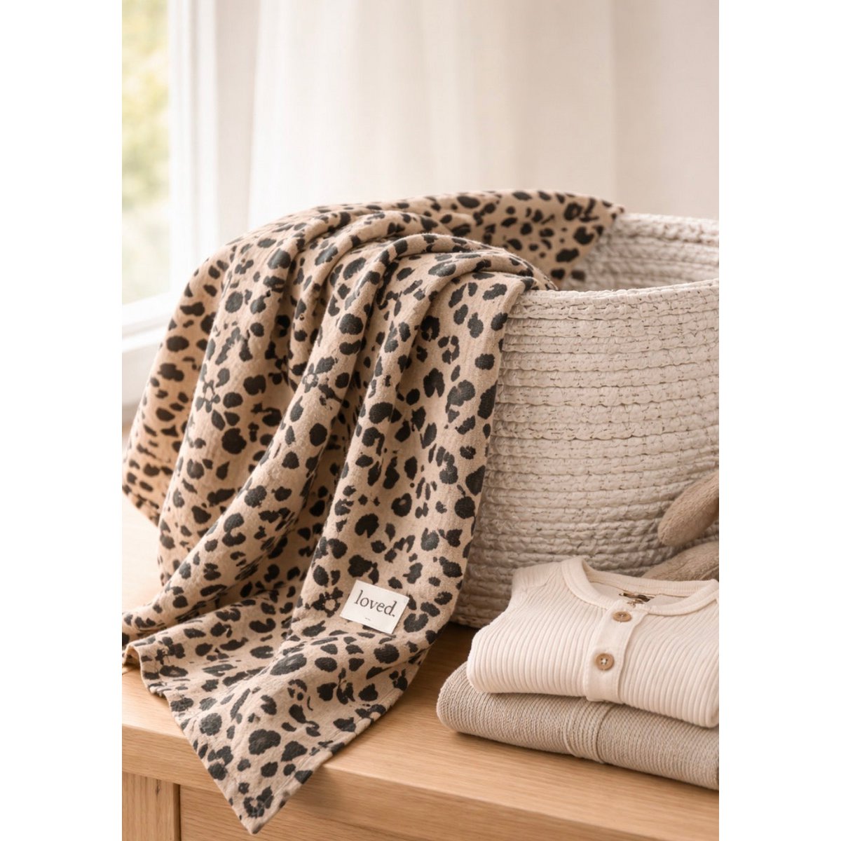 Muslin cloth, nursing cloth, swaddle cloth, light baby blanket 120x120cm, LEO