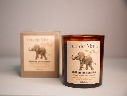 Fuld størrelse stearinlys 220g - Walking on sunshine