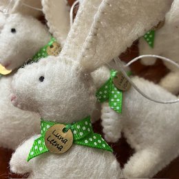 Luna-Leena Easter flat bunny hanging ornament - off-white - wool felt - handmade in Nepal