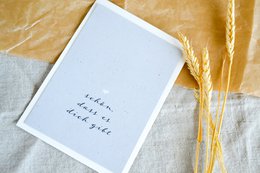 Postal "Qué bueno que existes"