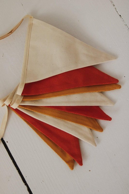 “Ochre” Garland