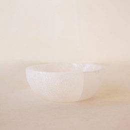 Ciotola di selenite bianca