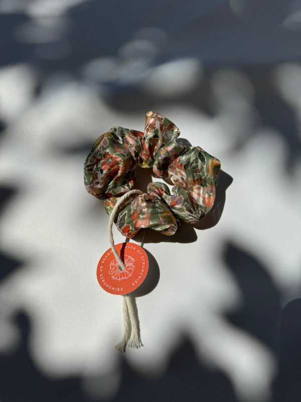 Scrunchie - Grüne Chiffon Blumen - Genbrug