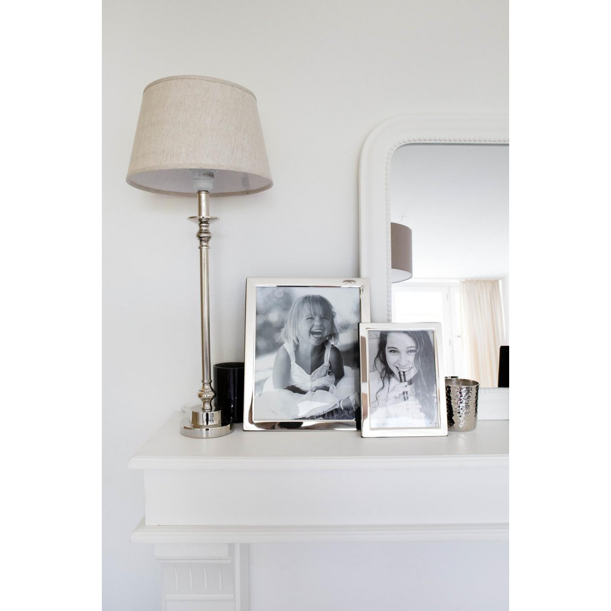 EDZARD Salerno photo frame for photos (DIN A4 - 21 x 29.7 cm), elegant silver-plated, tarnish-proof, 2 hangers