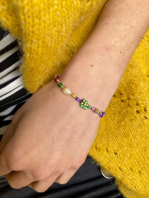 grønt BLOMSTER armbånd og perler