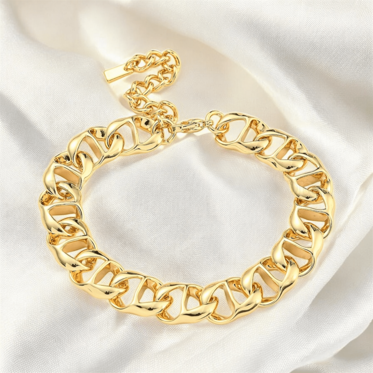 Nua – waterdichte gouden kettingarmband