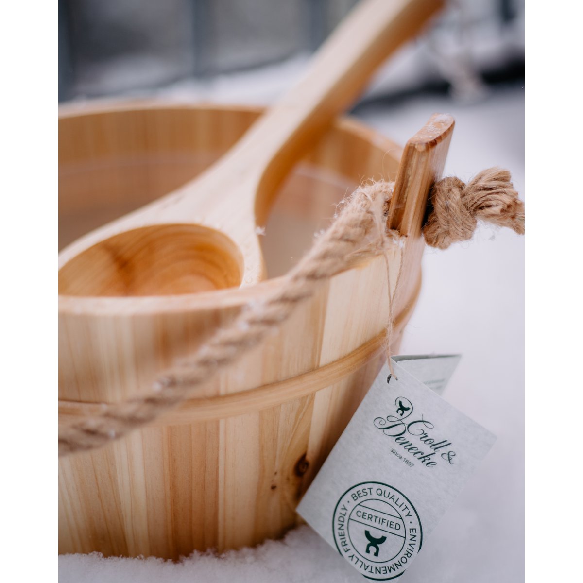 Wooden bucket (Sauna/Drinks)