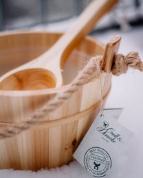 Wooden bucket (Sauna/Drinks)