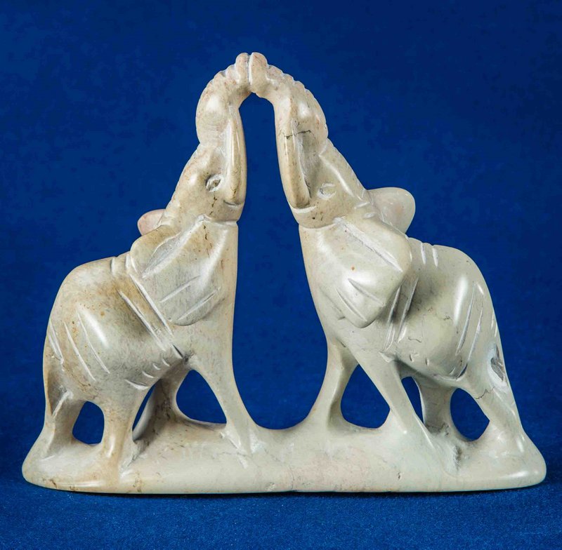 417 Kissing Elephants—Soapstone