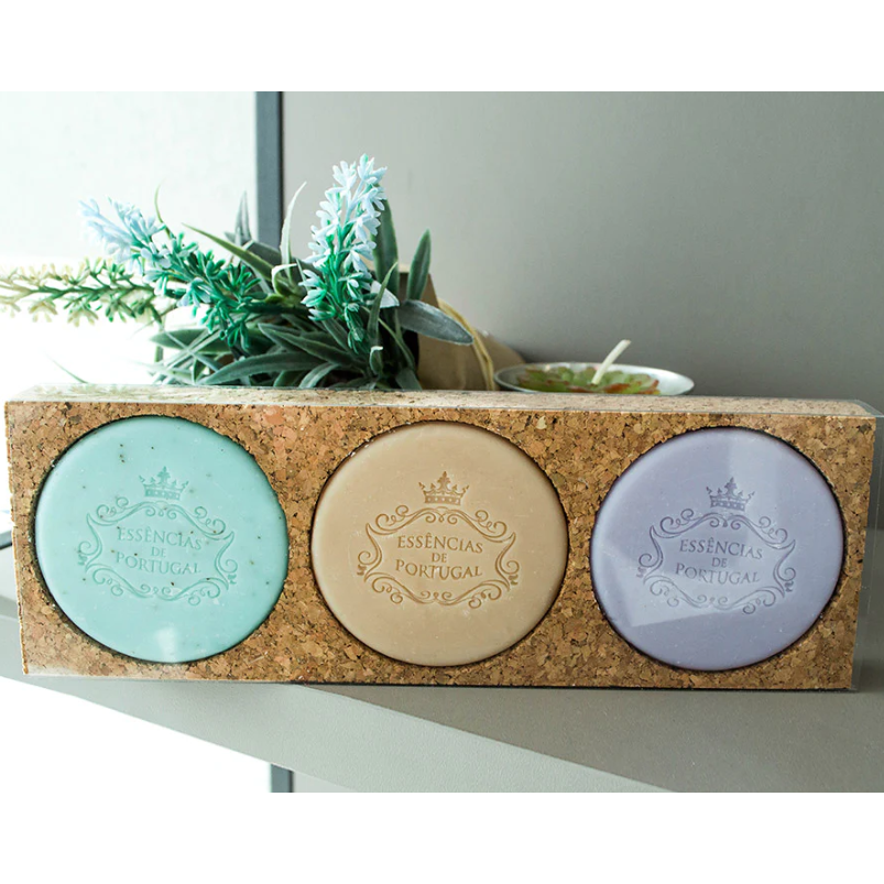 Essensias Combinación de Jabón y Exfoliante con soporte de corcho, Lavanda-frutos rojos y violetas