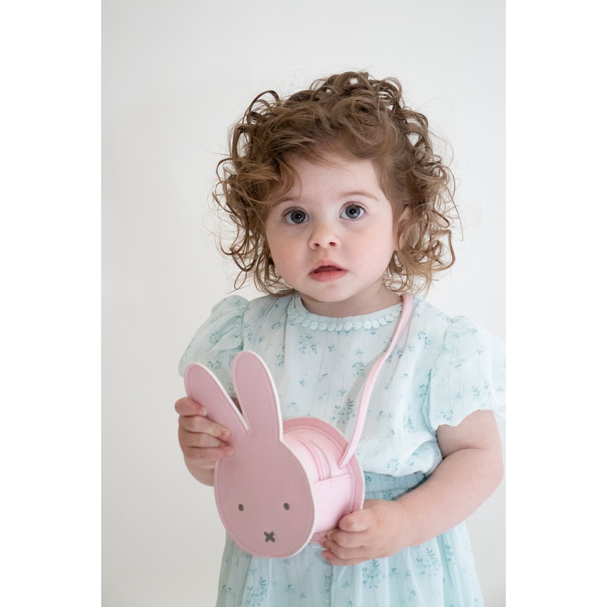Sac bandoulière enfant Miffy Rose Collection ©Mercis Bv