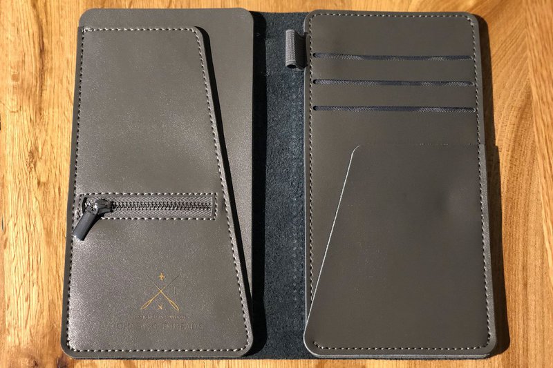 Cartera de viaje Stitch - Gris