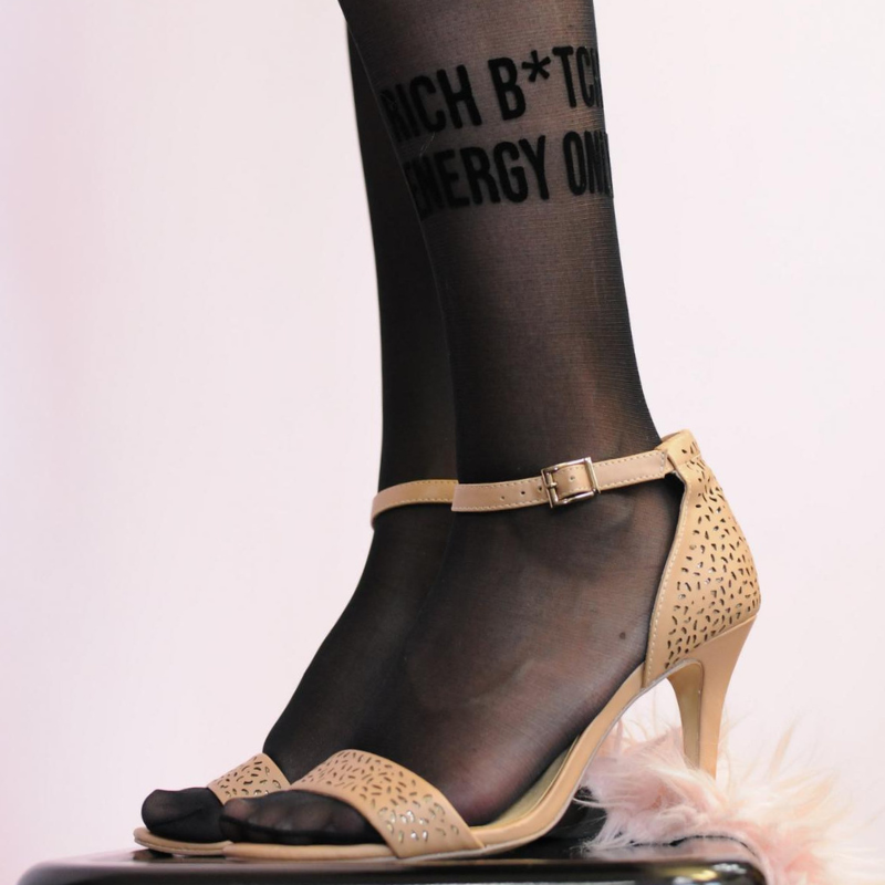 1 para %23StatementRajstopy RICH B*TCH ENERGY ONLY „Message on Tights” czarne rajstopy 40 DEN