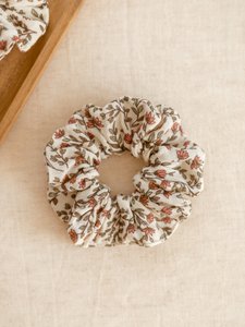Wide Scrunchie / olive + terracotta petals