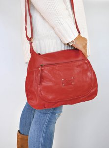 VIKTOR leren tas met riem en multi-rits 39x29x8 cm