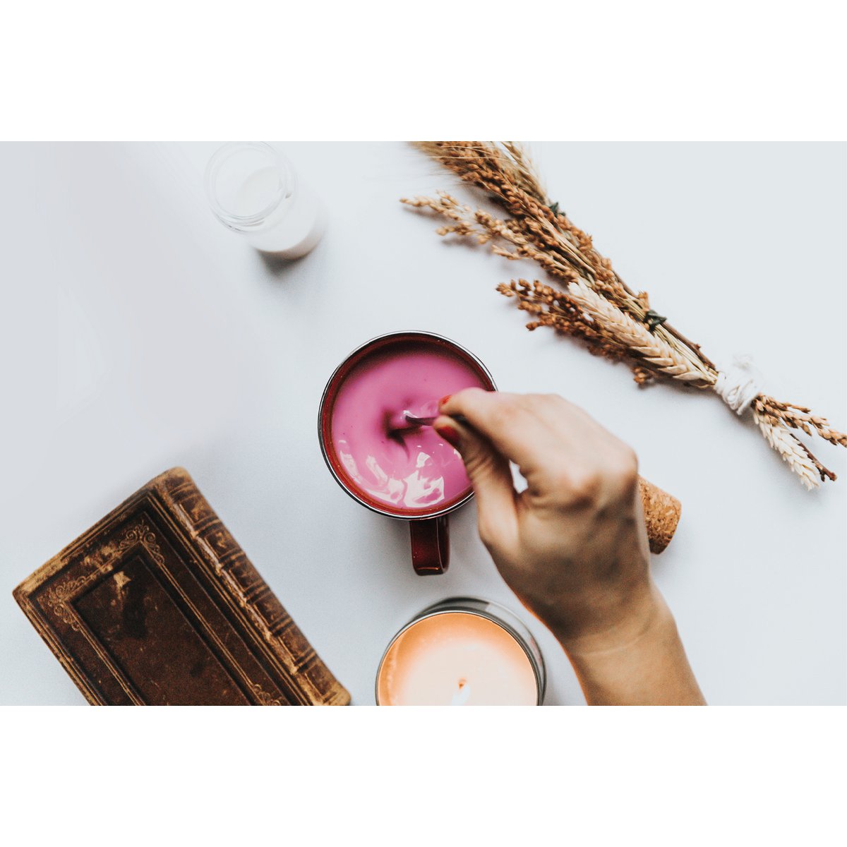 One&Only Pink Superfood Latte Powder