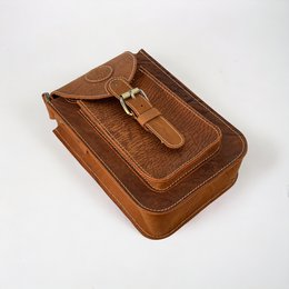 Handgefertigte Umhängetasche aus echtem Leder