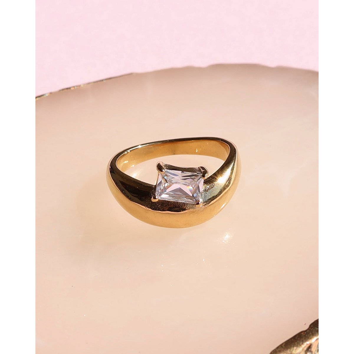 Ariana – Baguette-Kristall-Goldring