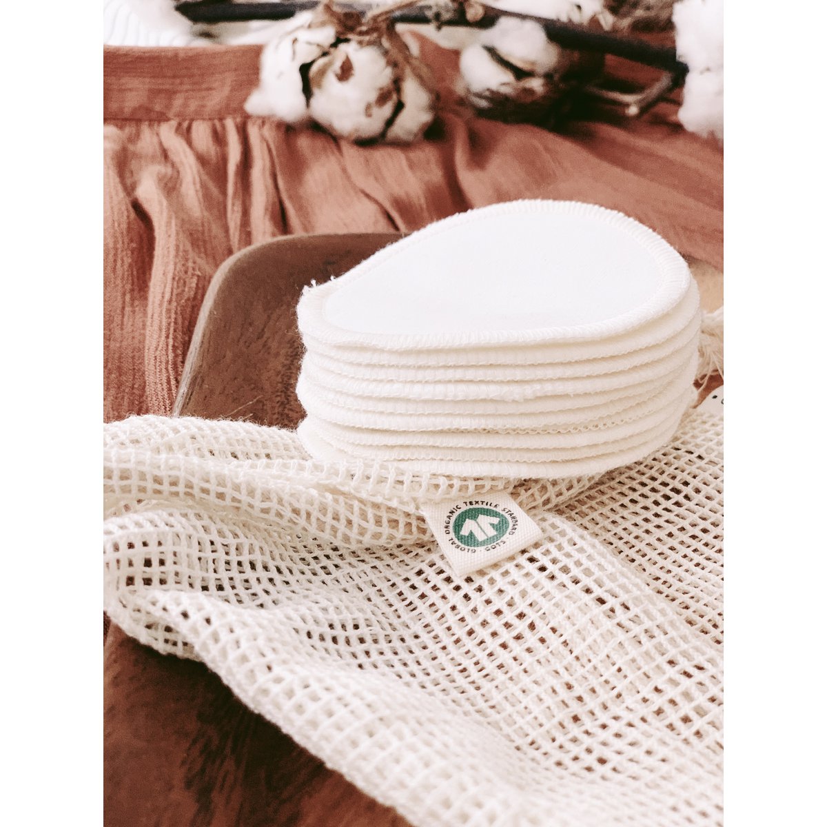 Washable make-up remover cotton pads