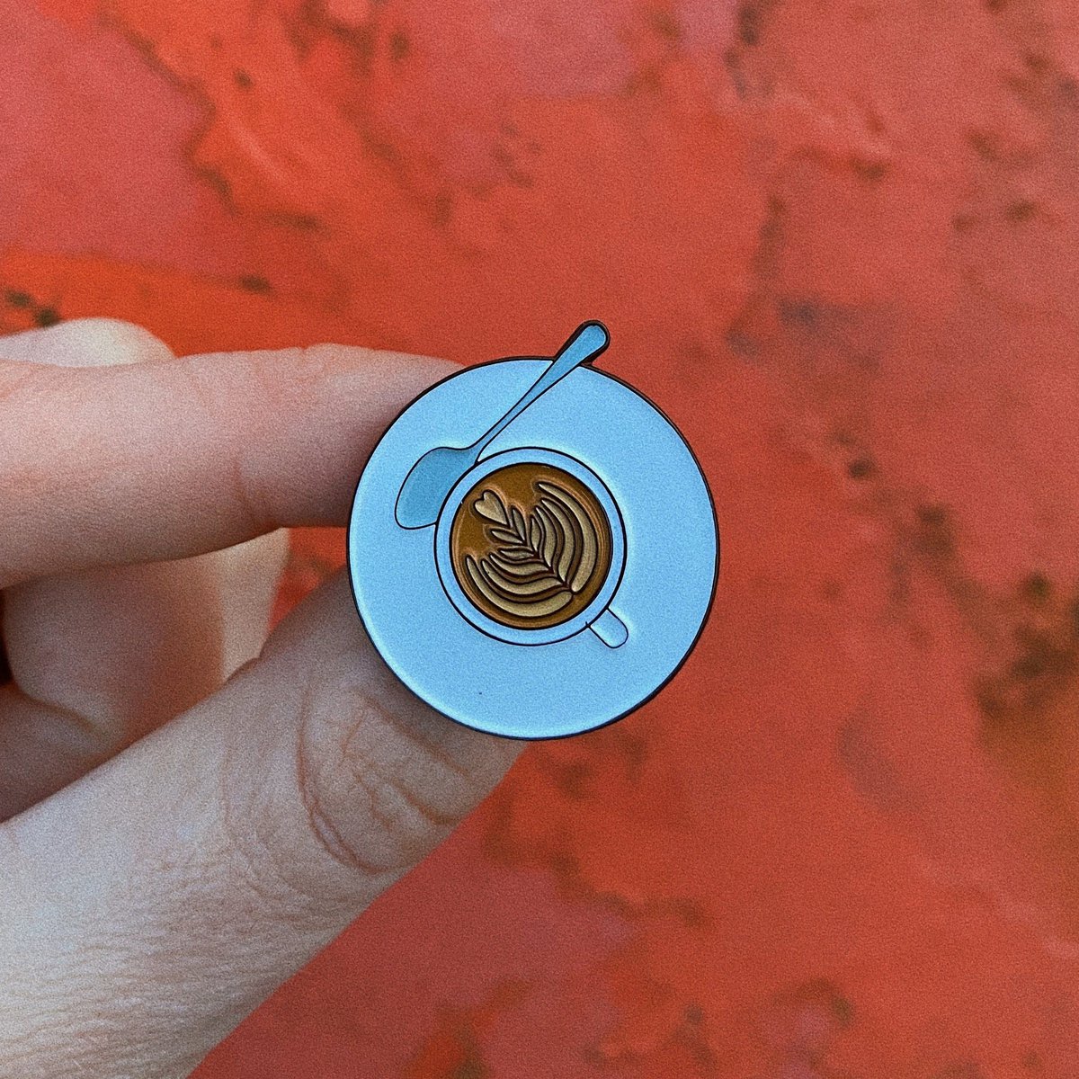Spilla smaltata "Tazza di caffè"