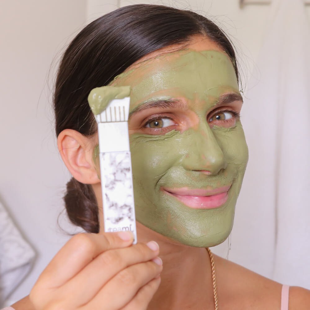 Mask Applicator Brush