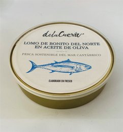 White tuna loins fished in the Cantabrian Sea, a premium canned fish product.