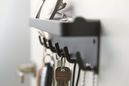 Yamazaki Smart Key Rack med bakke magnetisk