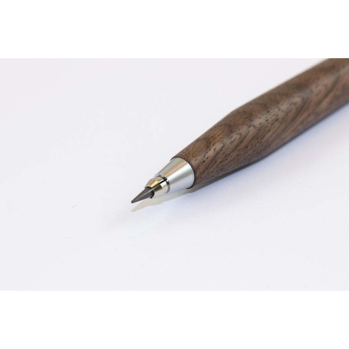 Mechanical pencil (lead pencil) 2mm made of walnut