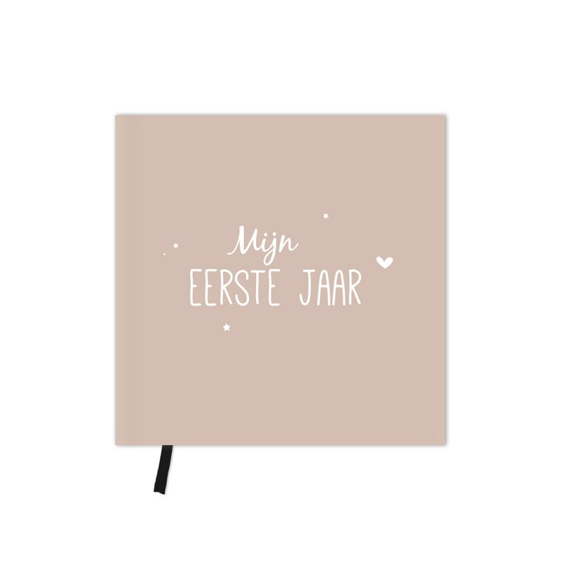 Første årbog | Beige l Sand