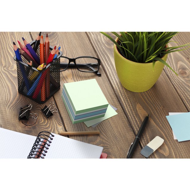 Info notes 75x75mm assorti kleuren blok a 450 vel: wit, pastelgroen, violet, pastelblauw