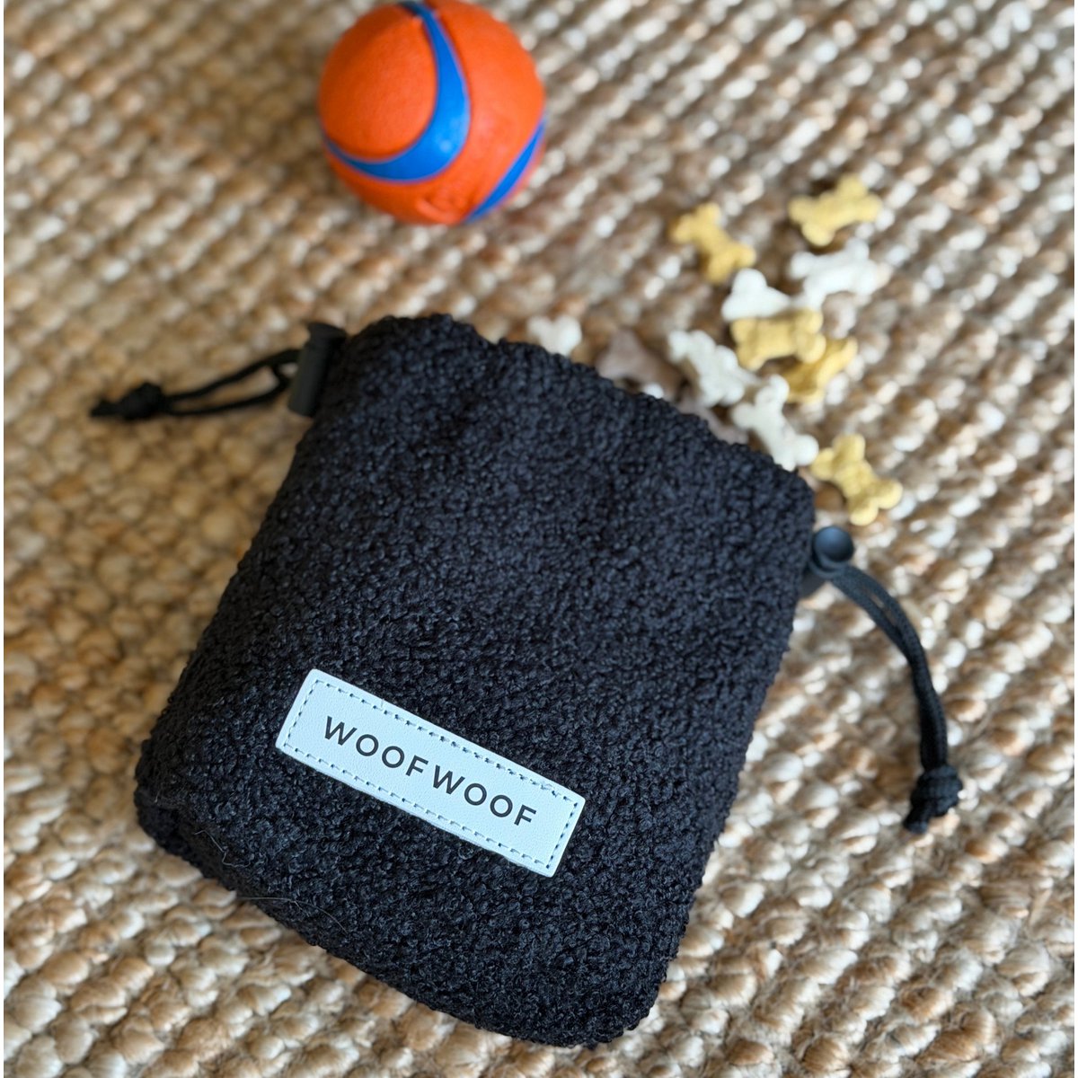 SNACKTASCHE SCHWARZ