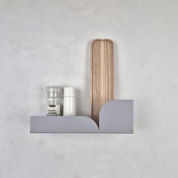 Estante de pared de metal gris bauhaus