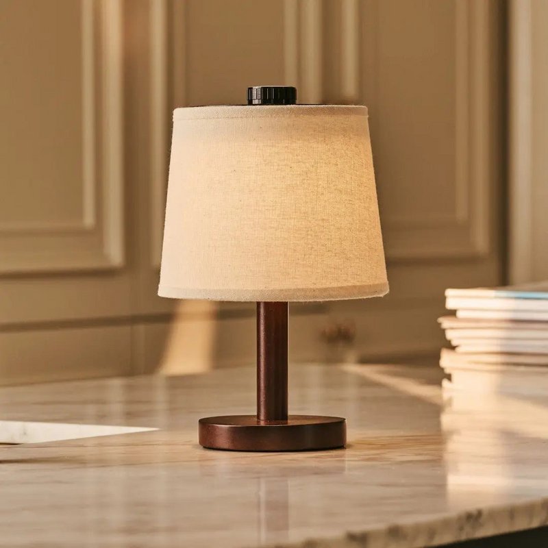 Rover dunkelbraune wiederaufladbare Holzlampe