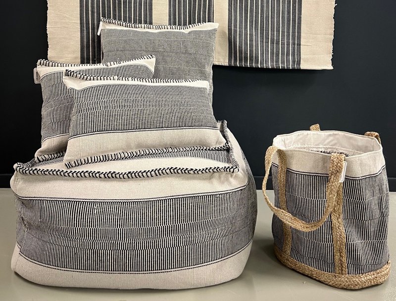 Cushion Azure - antracit creme