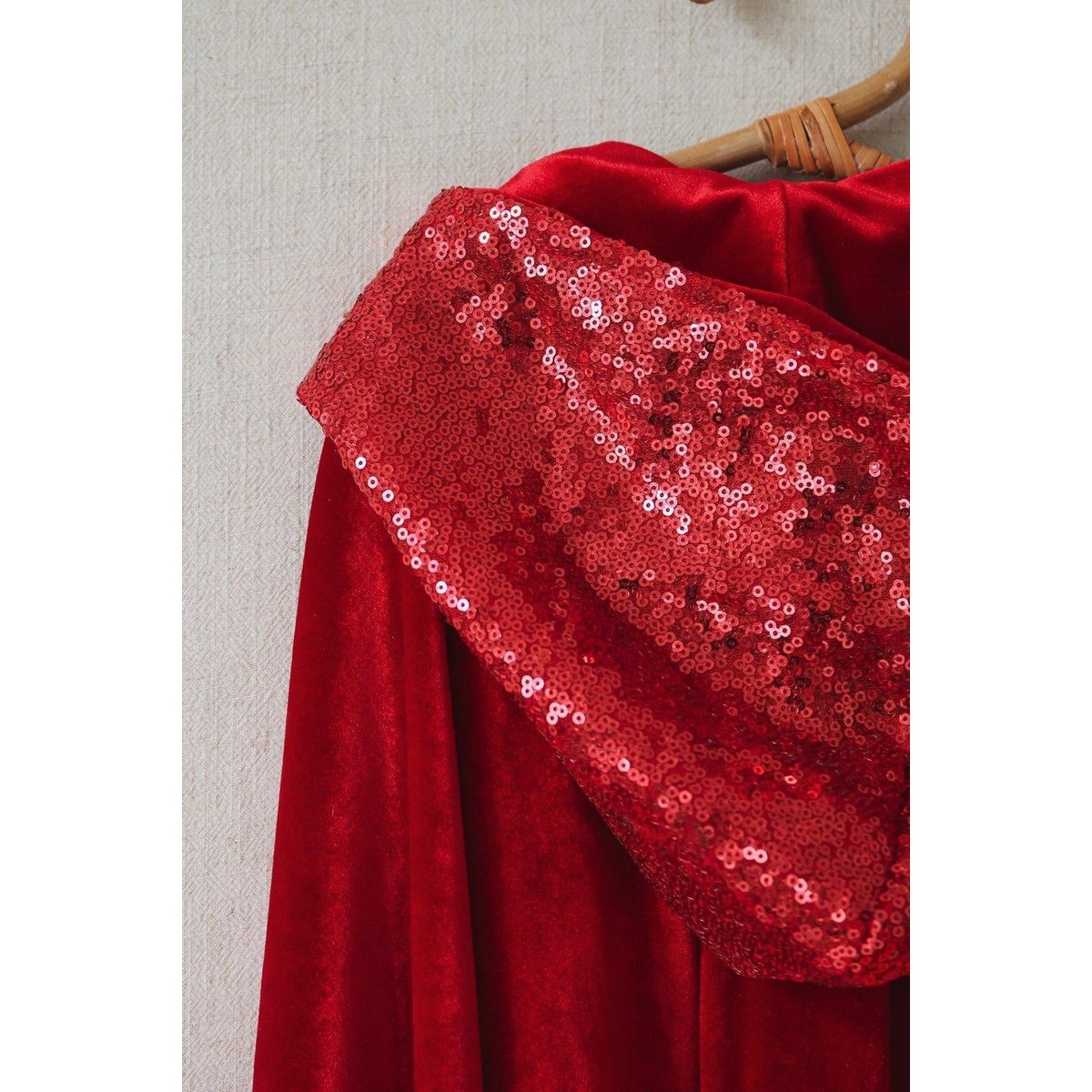 Cape magique « Le petit chaperon rouge »