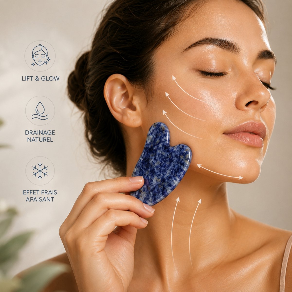 Gua Sha Sodalite Bleue - Masseur Face and body in natural stone - Stimulates circulation - firmer and elastic skin