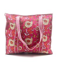 Pink floral tote bag with daisy flowers, striped handles, large capacity handbag.
